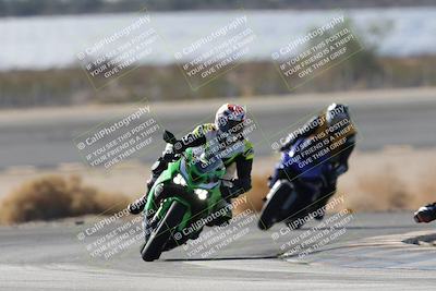 media/Nov-16-2025-Race Pace (Sun) [[8c5fa54630]]/Non Verified Riders (1st 20 Minutes)/1-Turn 14 (10am)/